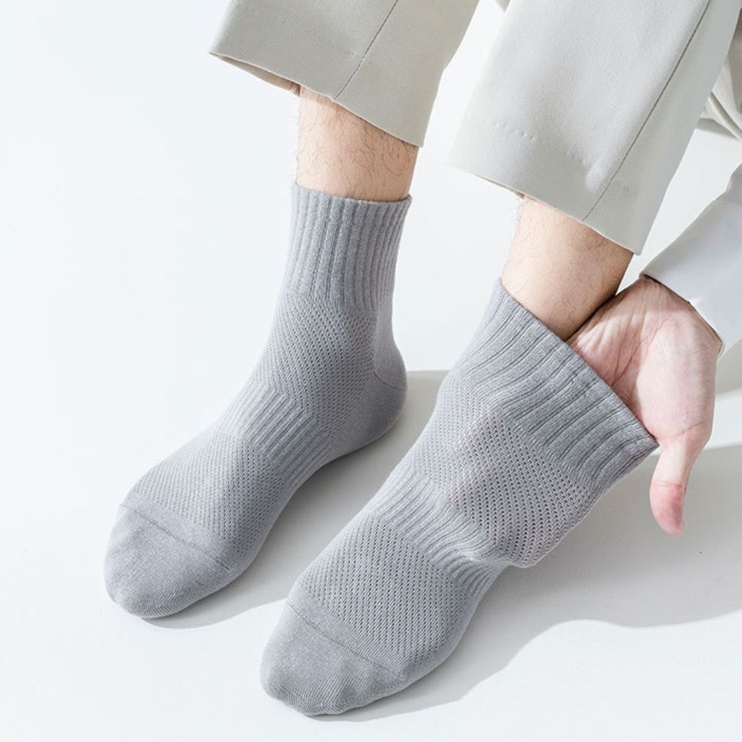 Breathable Sweat-Absorbing Cotton Men's Mid-Calf Socks (Min.2 Pairs)