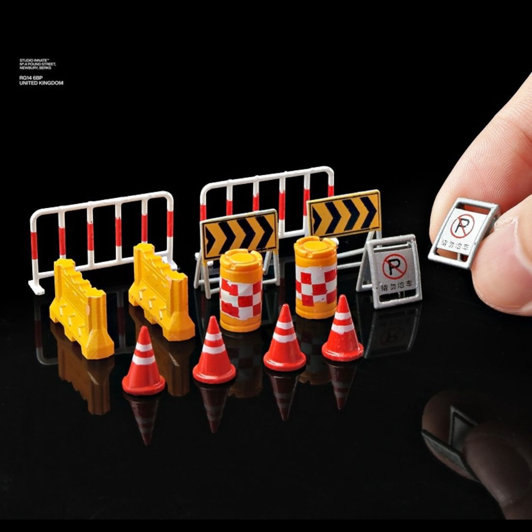 1:64 Traffic Barrier 14-piece Set
