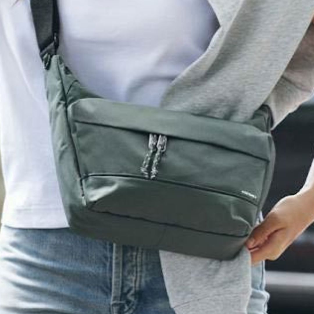 防水耐磨大容量斜跨背包