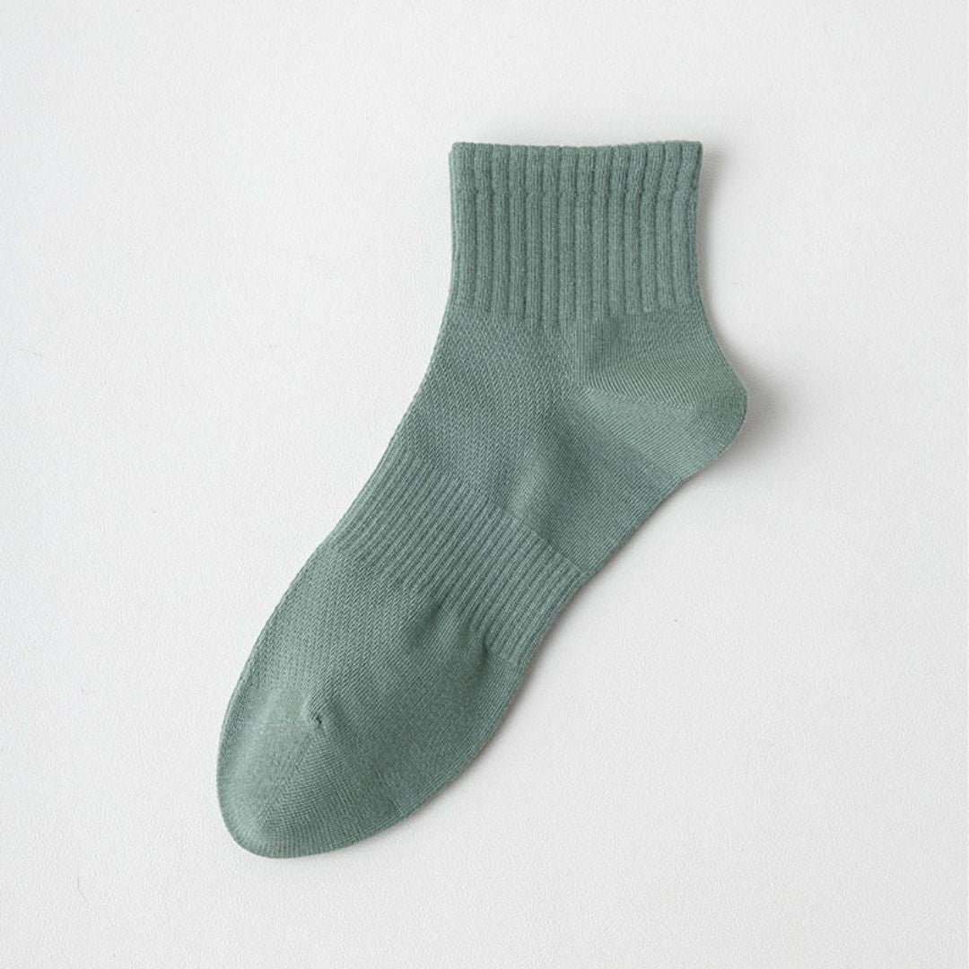 Breathable Sweat-Absorbing Cotton Men's Mid-Calf Socks (Min.2 Pairs)