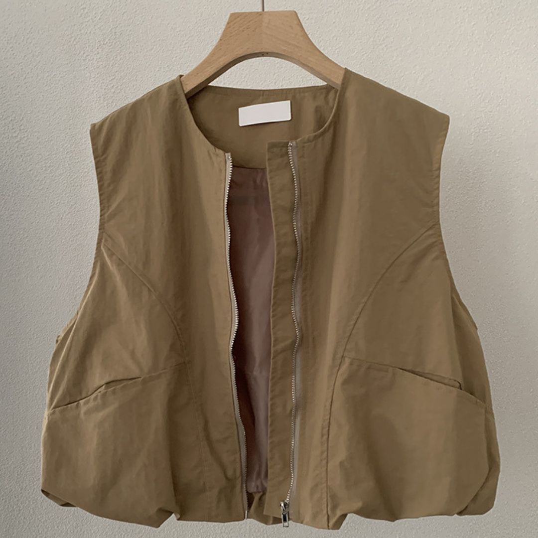 Women's Minimalist Zippered Vest with Slant Pockets
