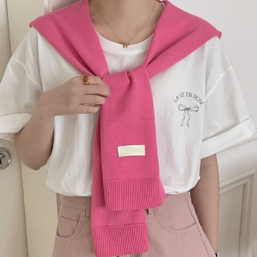 ファッショナブルなショルダースカーフ
