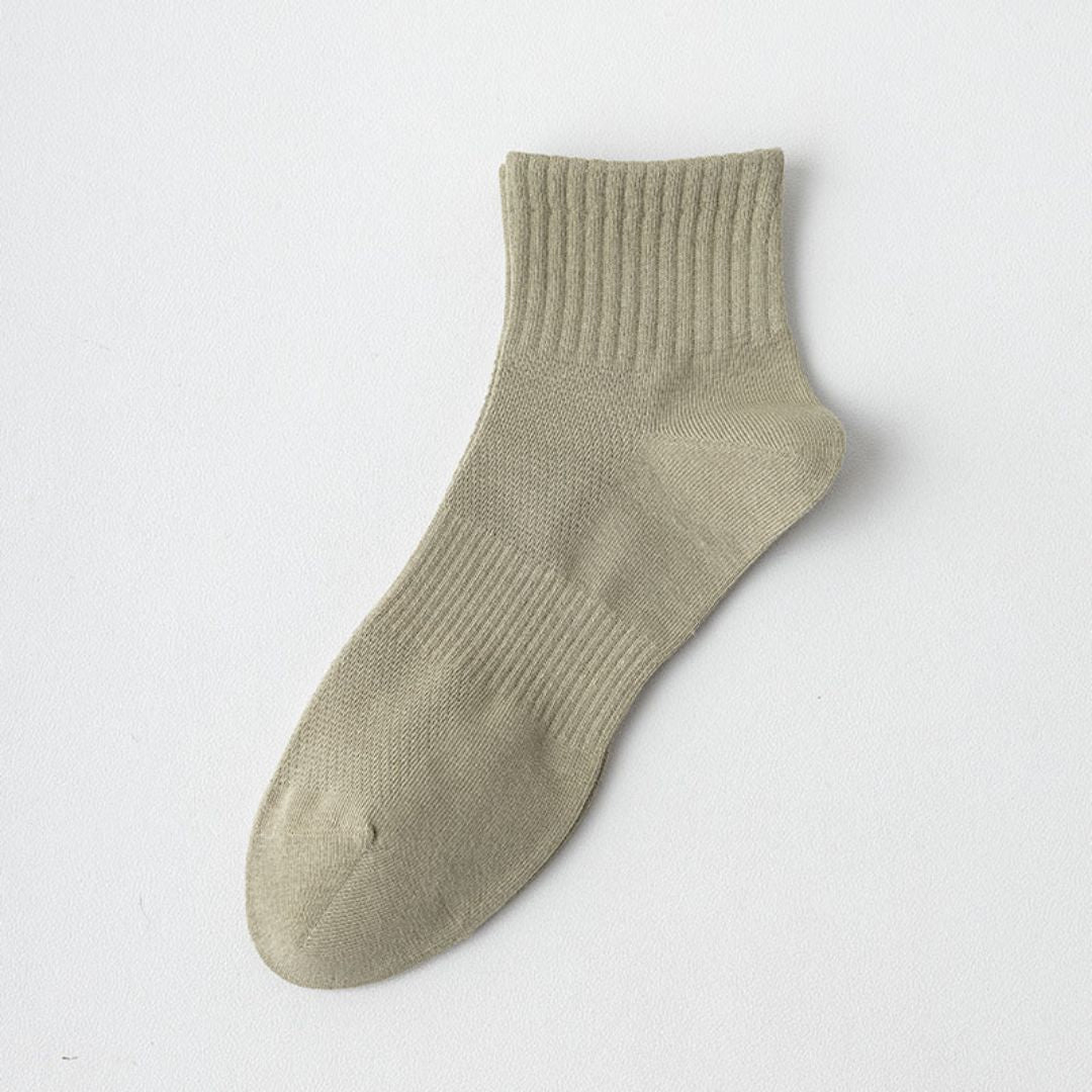 Breathable Sweat-Absorbing Cotton Men's Mid-Calf Socks (Min.2 Pairs)