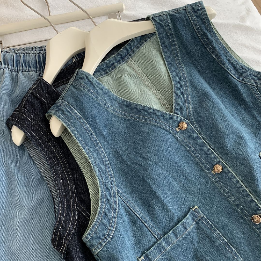 Women's Denim V-Neck Sleeveless Top