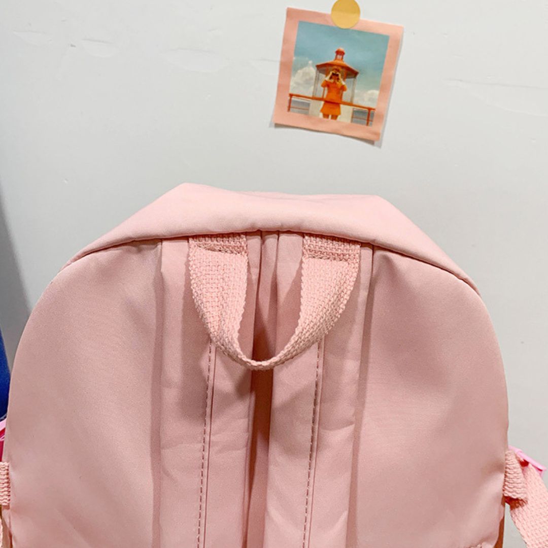 簡約大容量背包