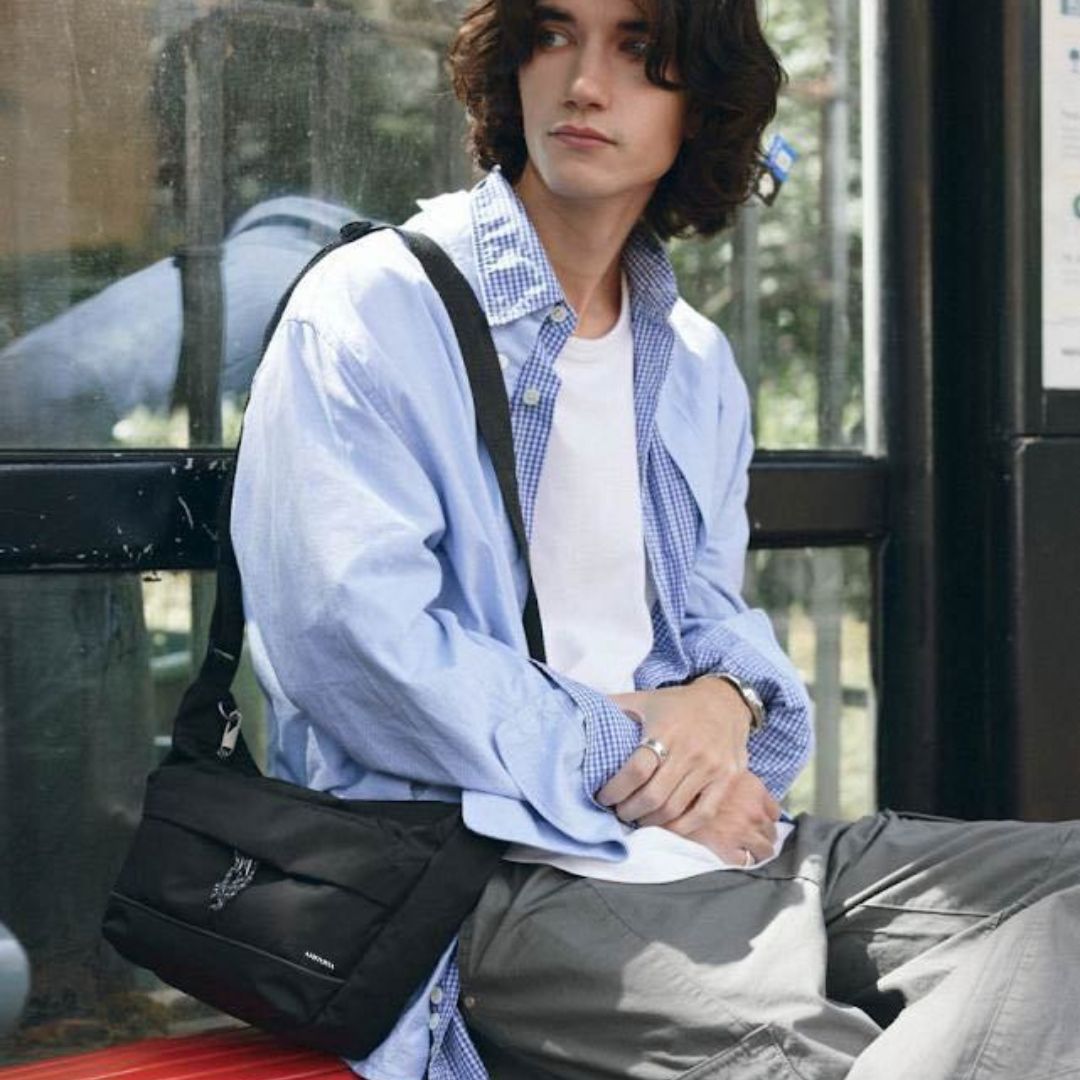 防水耐磨大容量斜跨背包