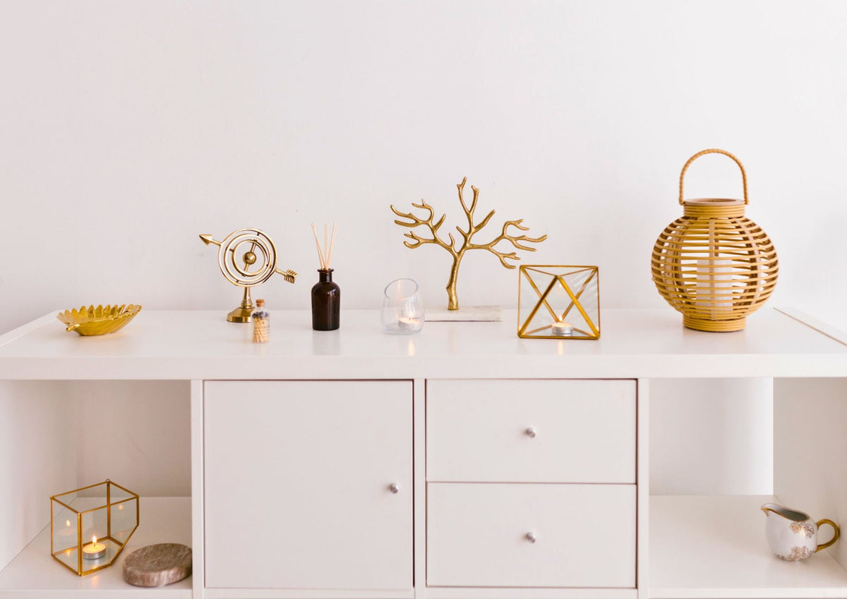 Decor & Ornaments