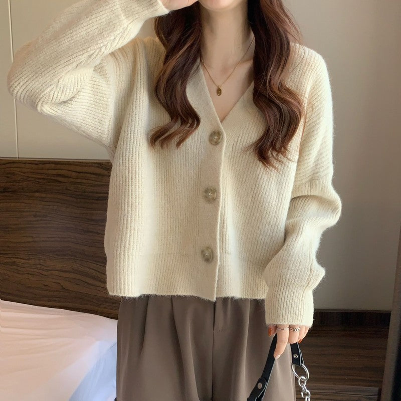 Minimalist Oversized Knit Cardigan