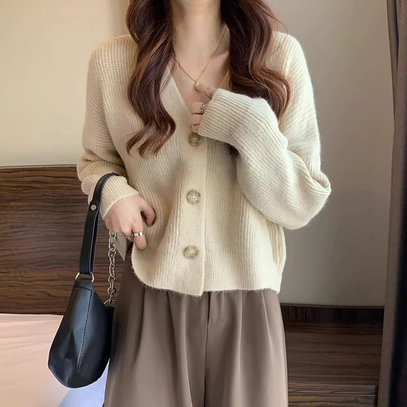 Minimalist Oversized Knit Cardigan