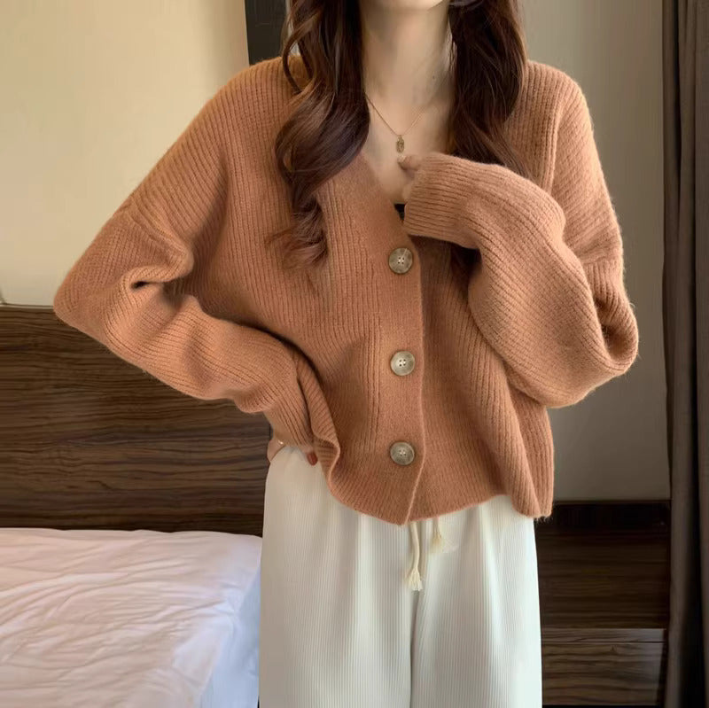 Minimalist Oversized Knit Cardigan