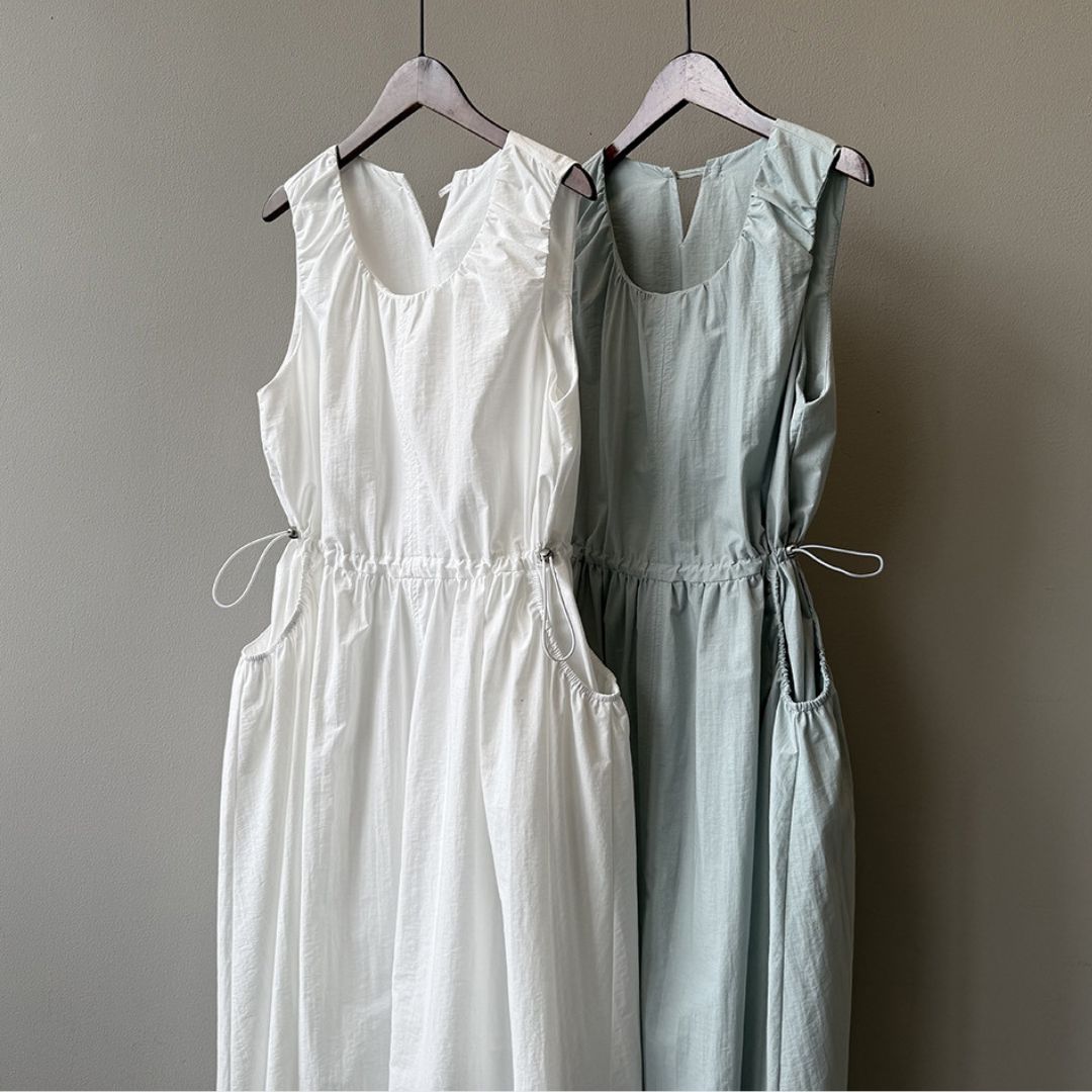 Summer Round-Neck Sleeveless Long Dress with Drawstring Waist