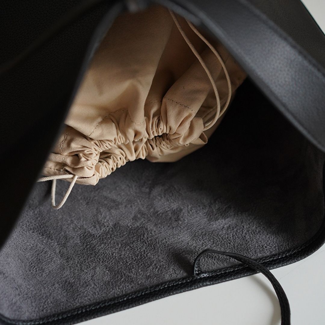 Solid Color Minimalist Large-Capacity Bucket Bag