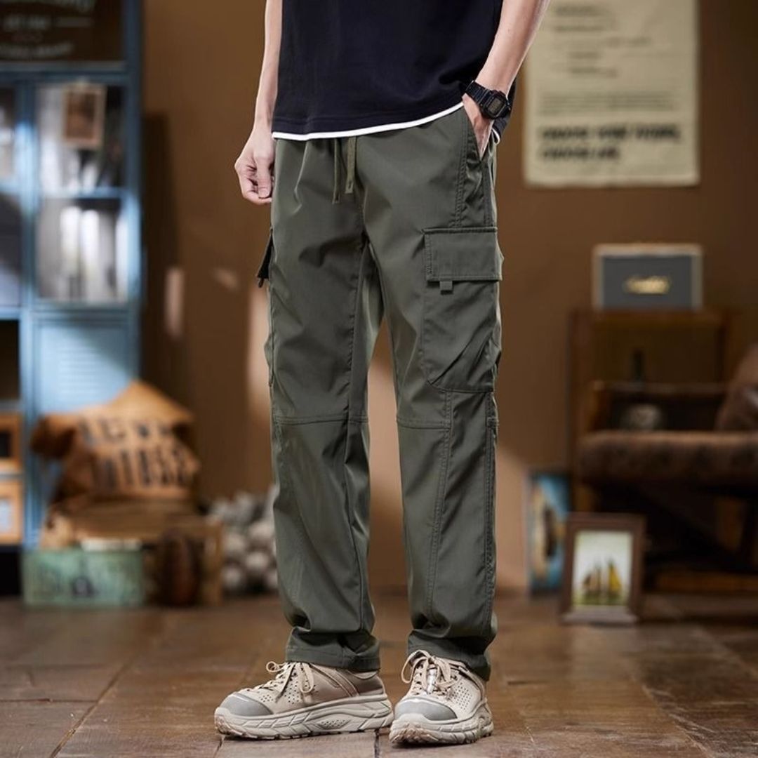 Loose Fit Straight Leg Cargo Pants