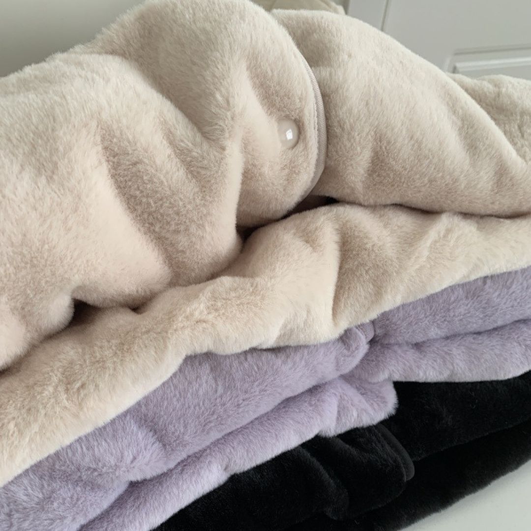 Reversible Diamond-Pattern Padded Jacket