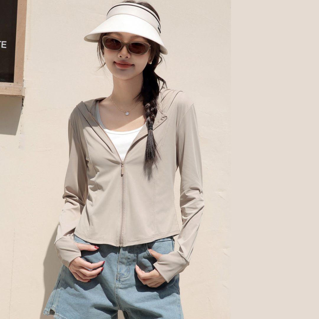 Sun-protective slim-fit sports jacket