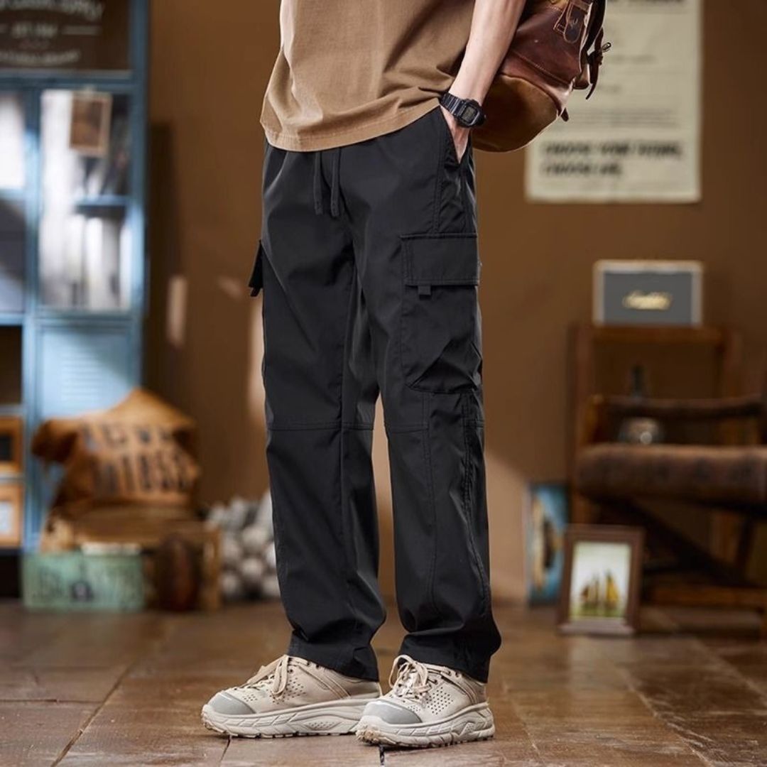 Loose Fit Straight Leg Cargo Pants