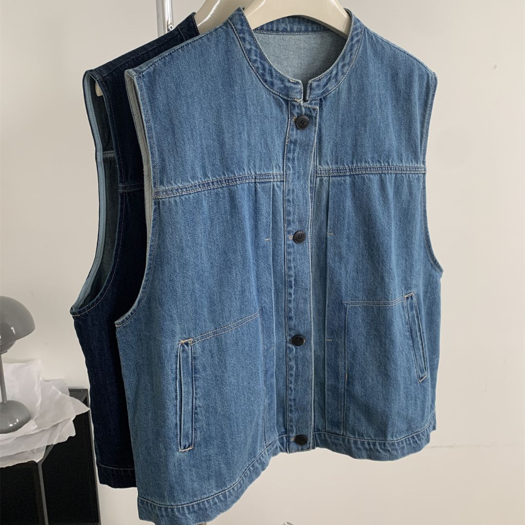 Women's Denim Sleeveless Top with Petite Mandarin Collar