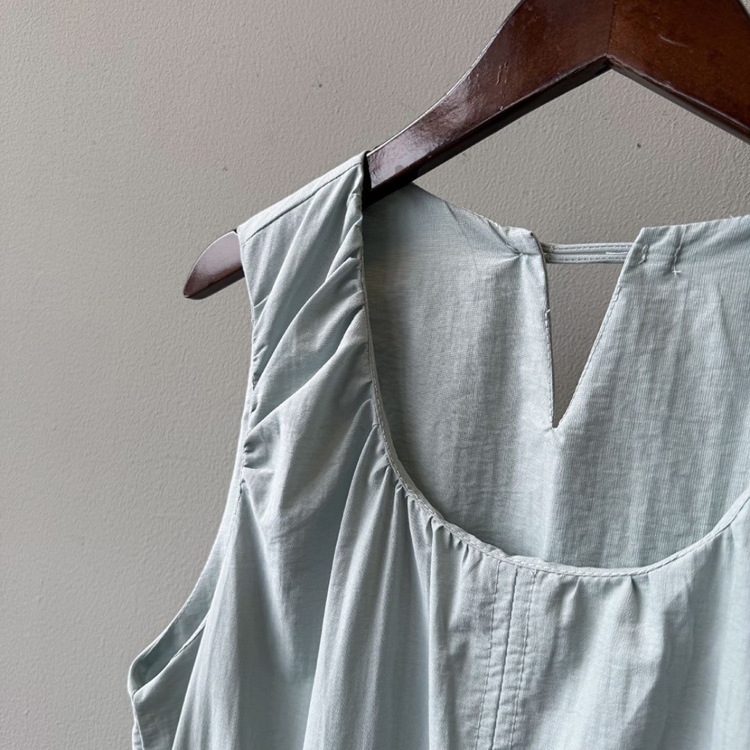 Summer Round-Neck Sleeveless Long Dress with Drawstring Waist