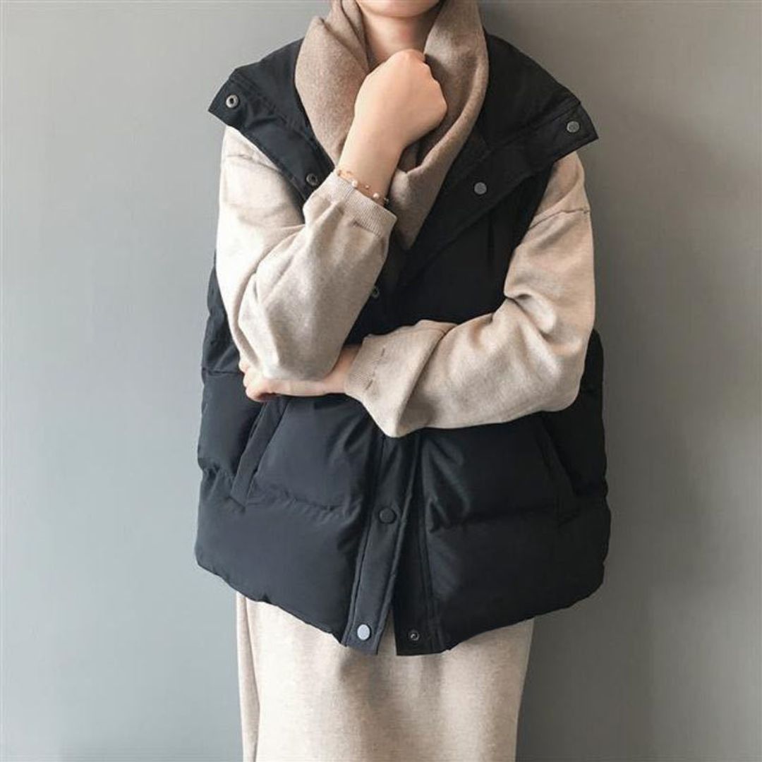 Japanese-style loose-fit quilted vest