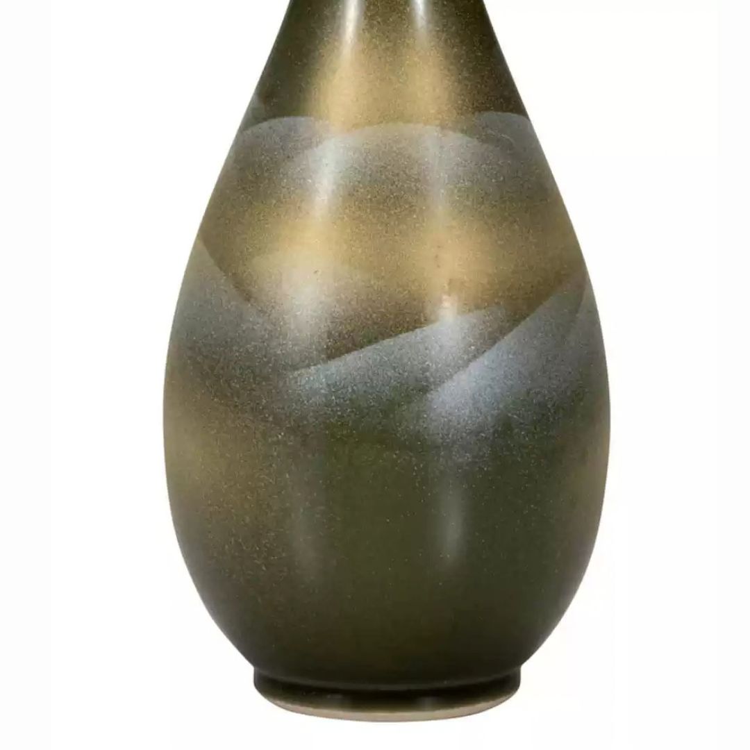 Kutani Renzan Long‑Neck Vase