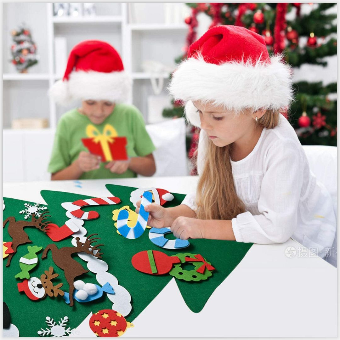 子どもが作るフェルトのクリスマスツリー
