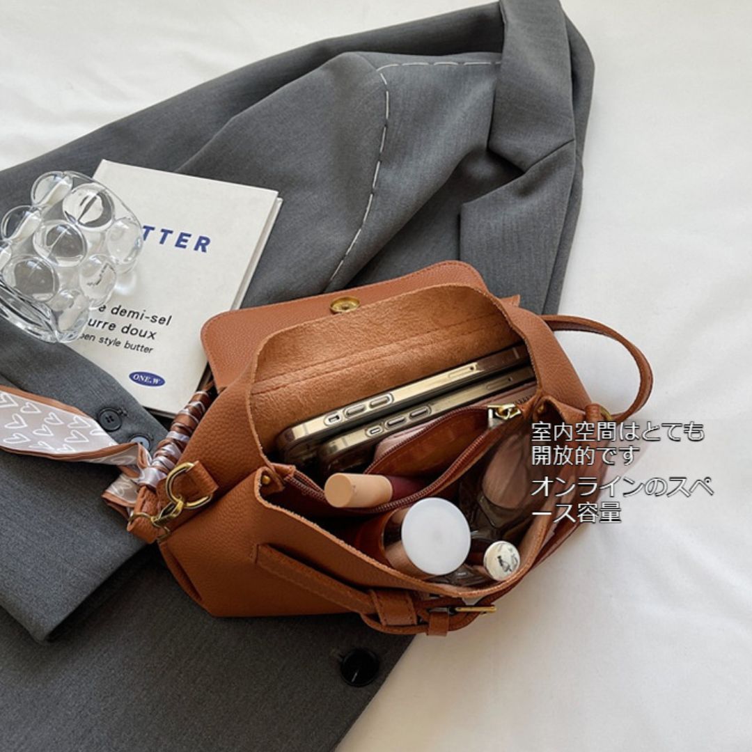 Vintage-Style Magnetic Closure Handbag