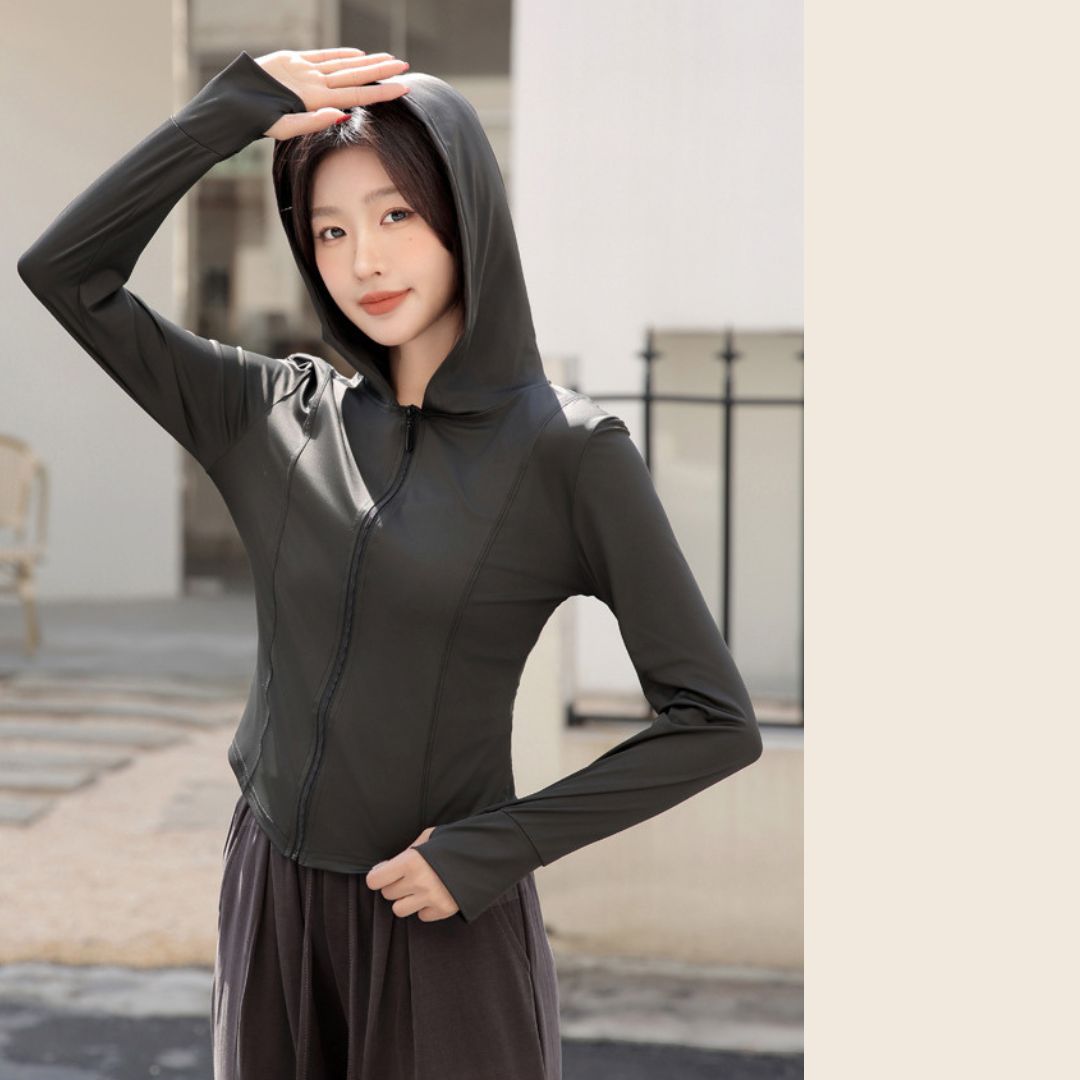 Sun-protective slim-fit sports jacket