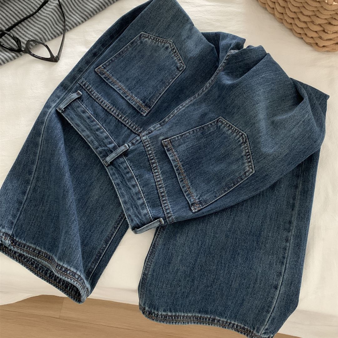 刺繡口袋直筒牛仔褲