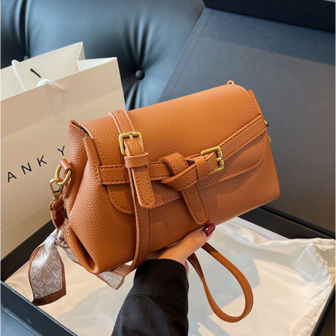 Vintage-Style Magnetic Closure Handbag